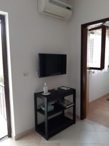 Apartman 1, TV